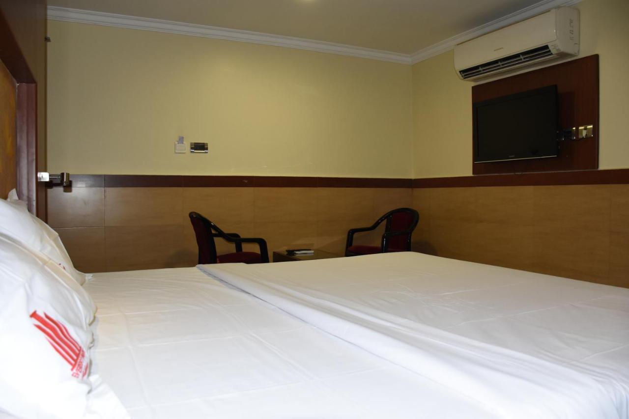 Everest Park Residency Tiruchirappalli Exterior foto